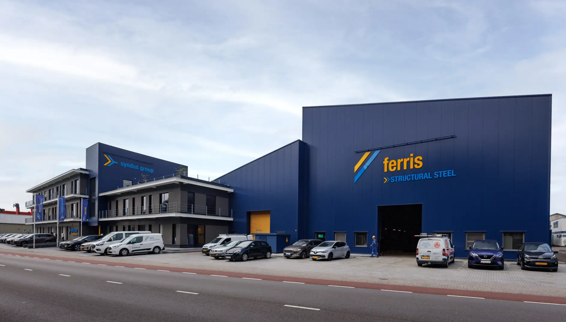 https://ferrissteel.com/wp-content/uploads/2024/11/Ferris-Structural-Steel-locatie-Terneuzen.webp